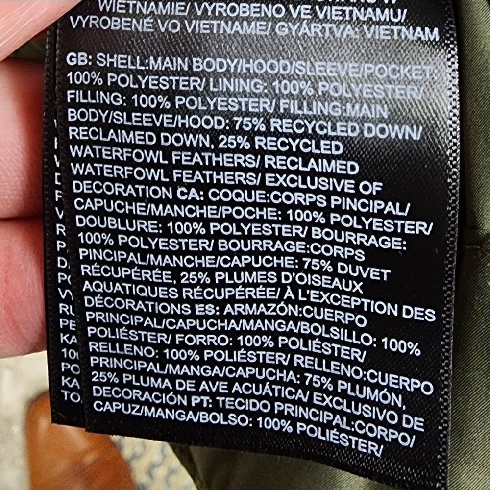 The North Face Gotham Jacket (Tiny Tiny Hole) - Picture 9 of 10
